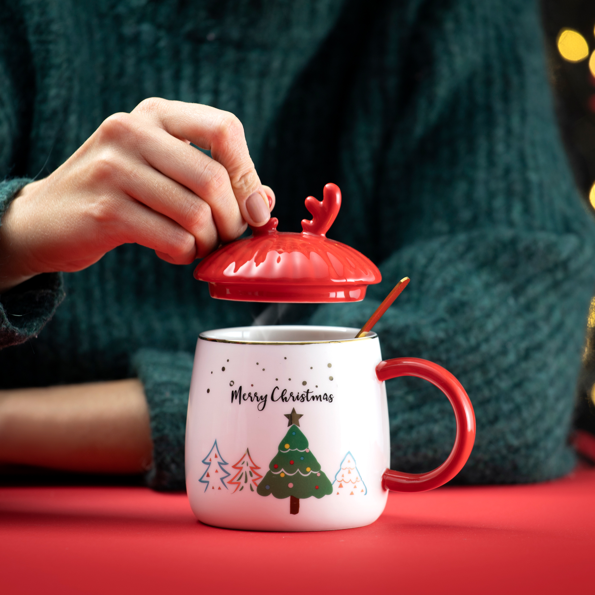 Mug con coperchio e cucchiaino Merry Christmas 40 cl AMBITION