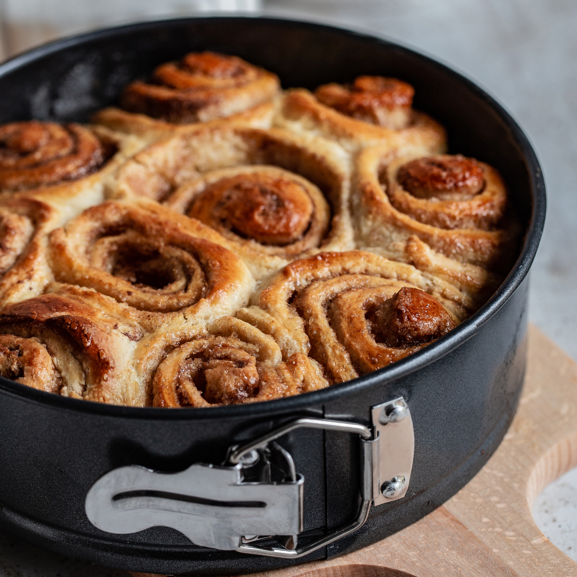 Stampo Per Ciambella In Acciaio - 24 Cm, Antiaderente, Senza BPA, Per Forno - Foto 2